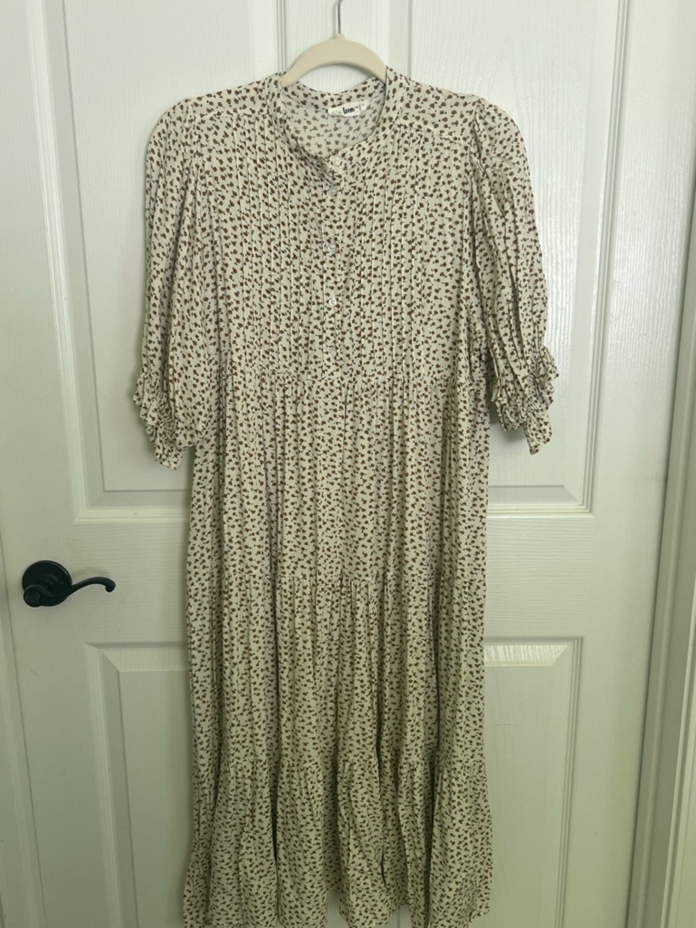 In Loom Floral tiered dress size medium - Picture 2 of 6